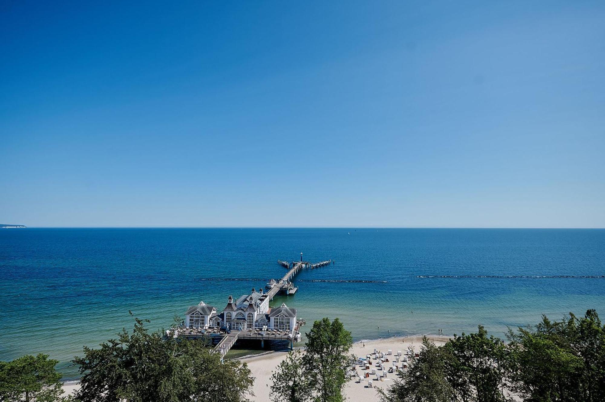 Pool Und Sauna Mit Meerblick, Direkt An Der Seebruecke - First Sellin Fewo 3 8 Luaran gambar
